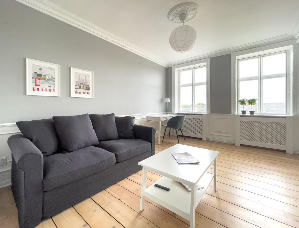 Stylish Classic Danish Design Apartment โคเปนเฮเกน ภายนอก รูปภาพ