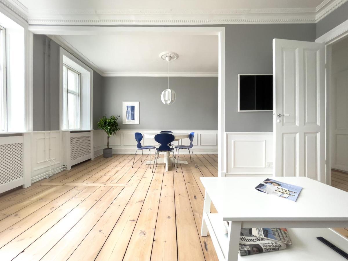 Stylish Classic Danish Design Apartment โคเปนเฮเกน ภายนอก รูปภาพ