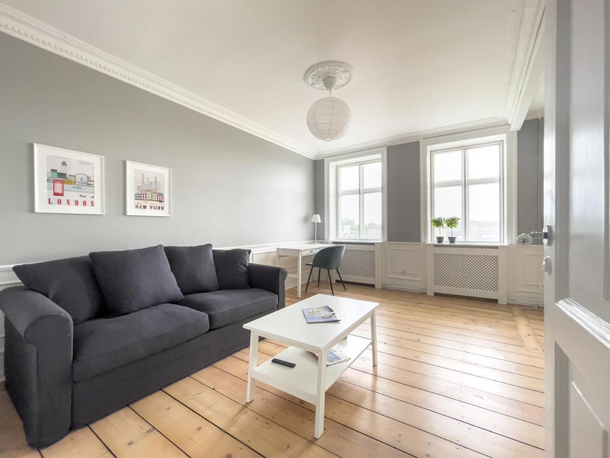 Stylish Classic Danish Design Apartment โคเปนเฮเกน ภายนอก รูปภาพ